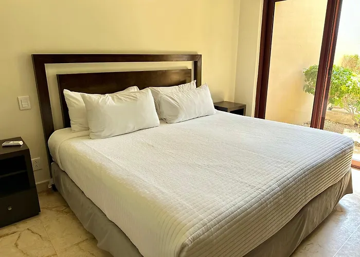 Ground Floor Pool View 2 Bdrs At Elfaro By Dpm Appartement Playa del Carmen
